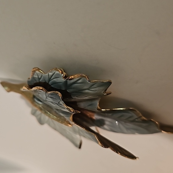Enamel Soft Teal Tones & Goldtone Double Leaf Large Brooch - Picture 3 of 4